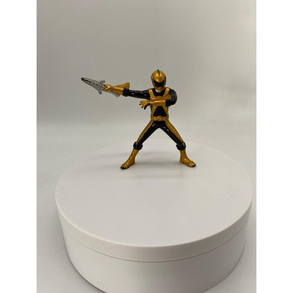 Vintage Power Rangers RPM Gold Ranger Figurine - Collectible Superhero Toy - Picture 1 of 9